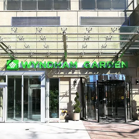 Hotel Wyndham Garden Fresh Meadows Flushing